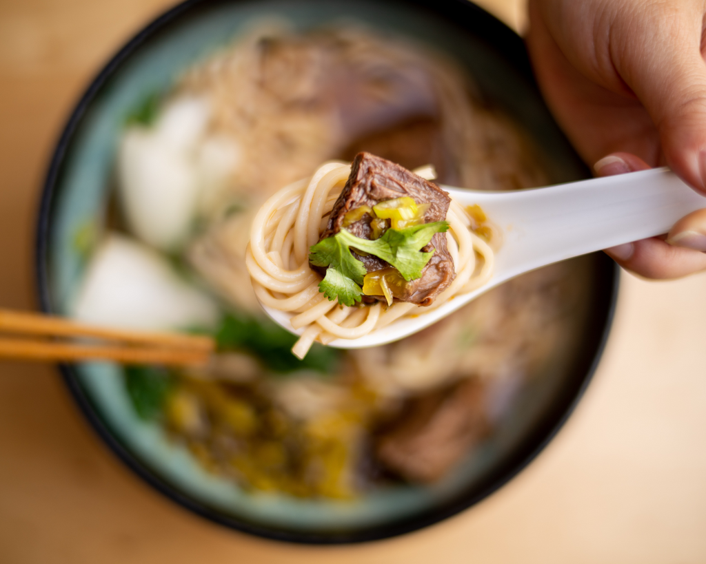 Taiwanese Beef Noodle Soup<br> 紅燒牛肉麵<br>(1-2 servings)