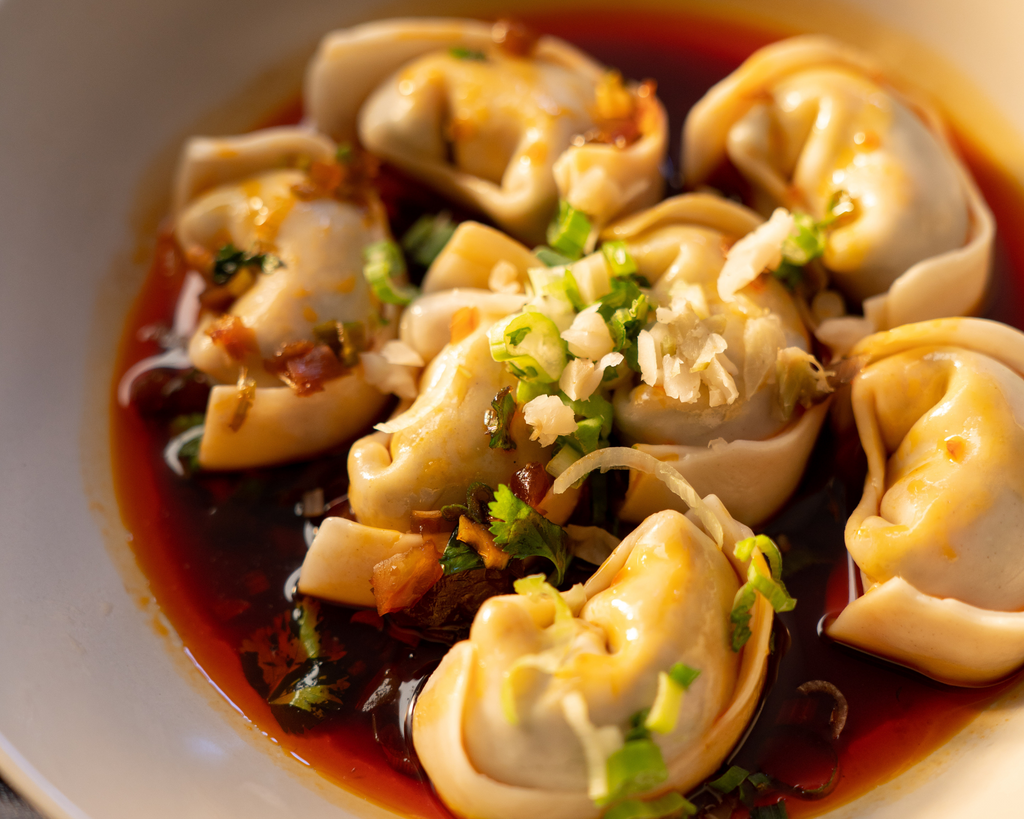 Kurobuta Pork Red Oil Wontons <br>黑豬肉紅油炒手<br>(2 servings)